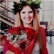 Laureata magistrale di Filosofia e Scienze Umane impartisce lezioni